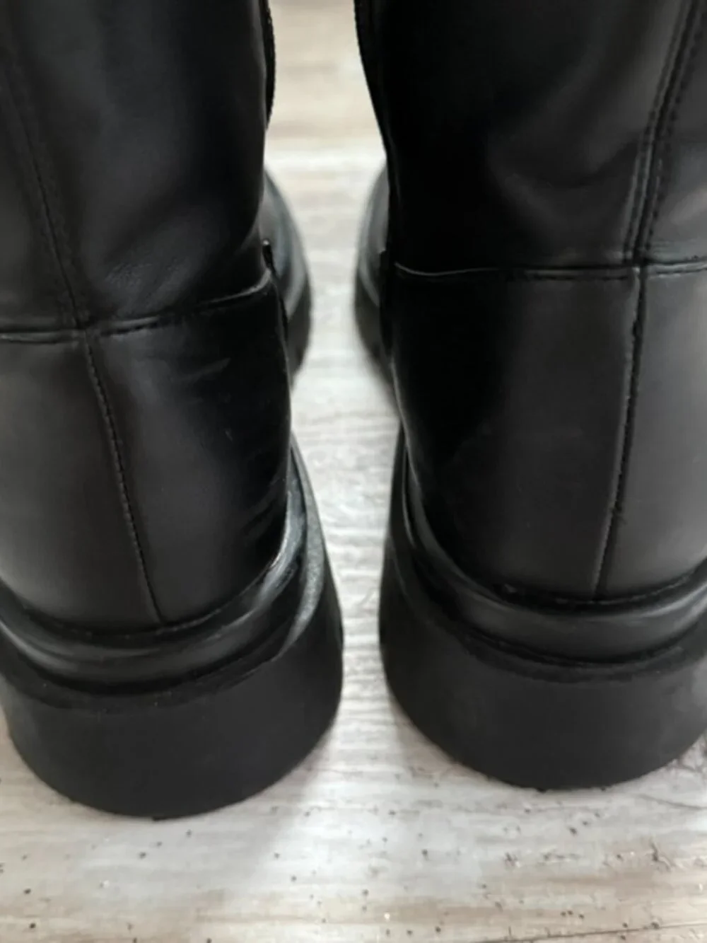 Unbranded these black